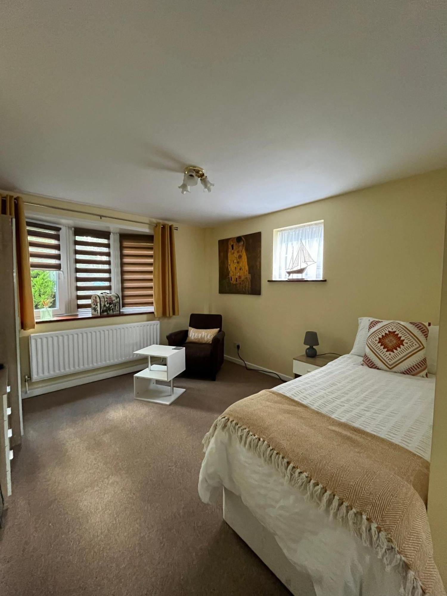 Appartement * Quest Fulfiller * à Southampton Extérieur photo